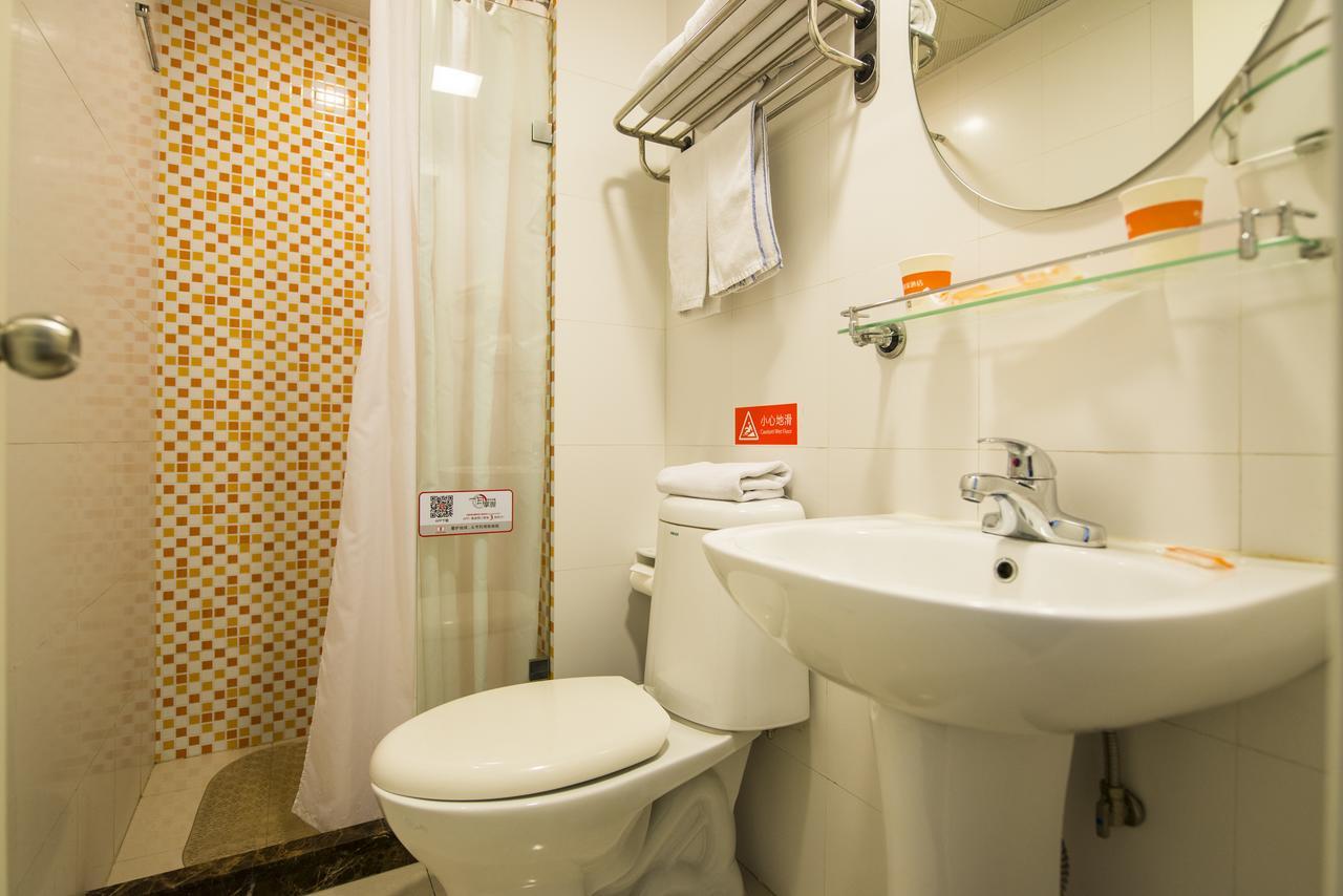 Home Inn Kunming Dongfeng Square Metro Station Buitenkant foto